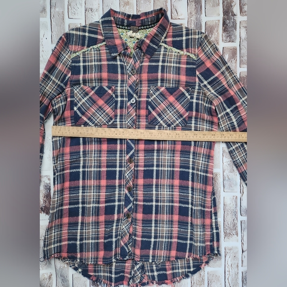 We the Free Button Down Shirt Mixed Fabric Pink Navy Plaid NWOT Size S (C11) - Picture 5 of 10